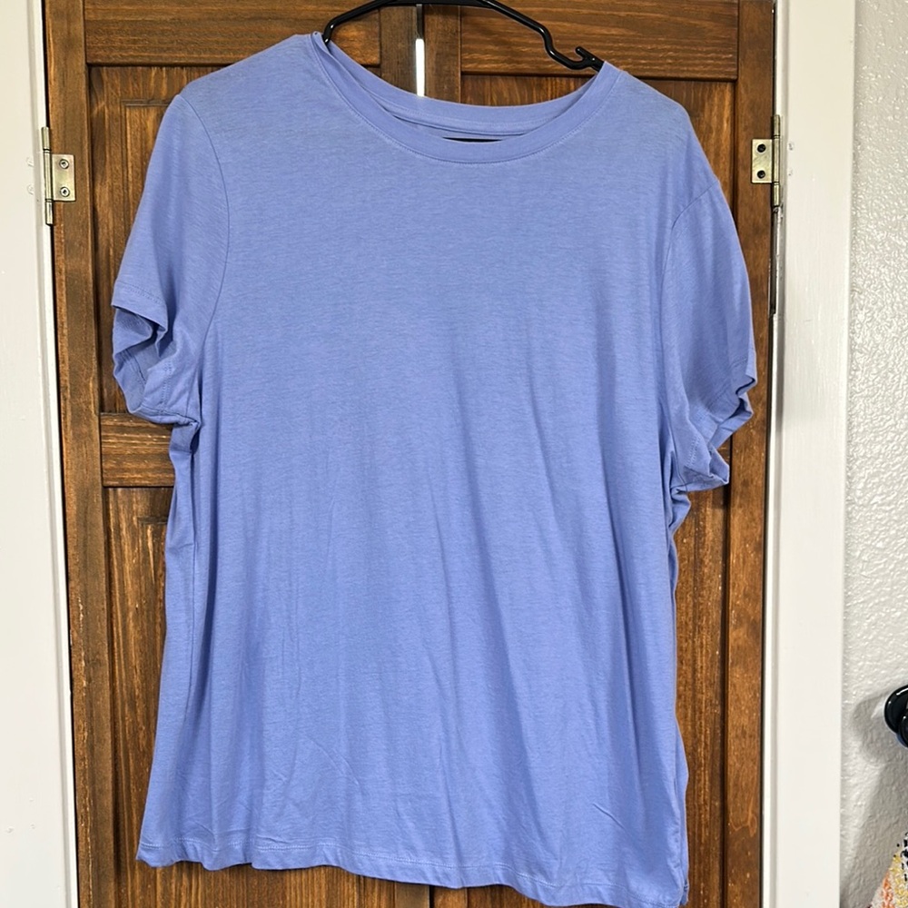 Lavender Women's Short Sleeve Tee